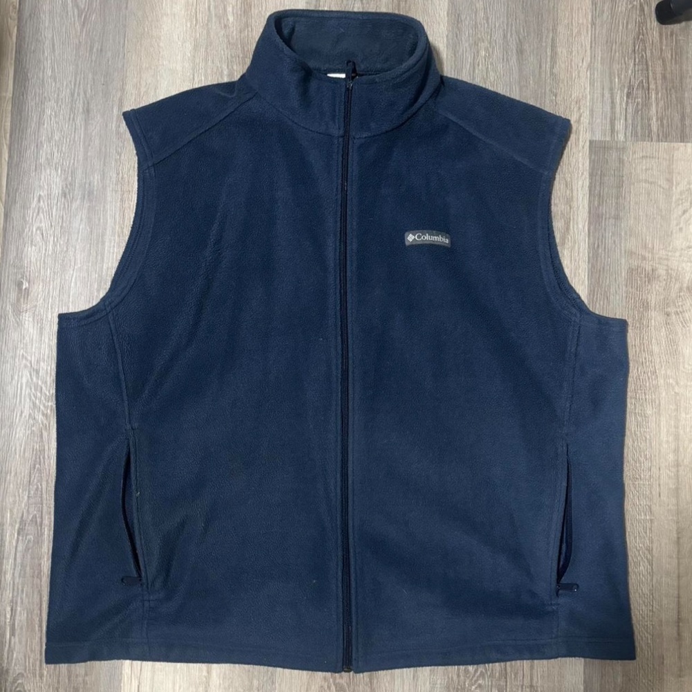 Men Columbia vest size XXL